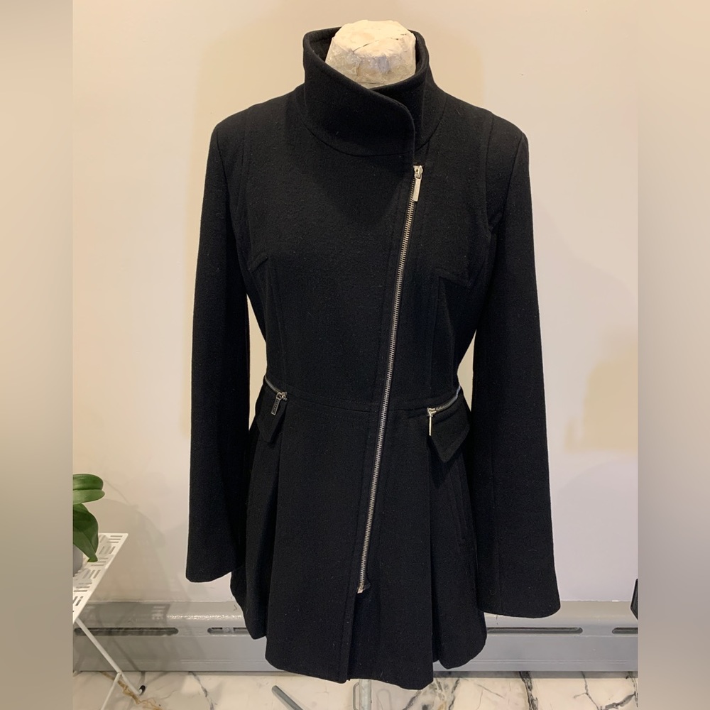 Black wool asymmetrical zip pleated coat